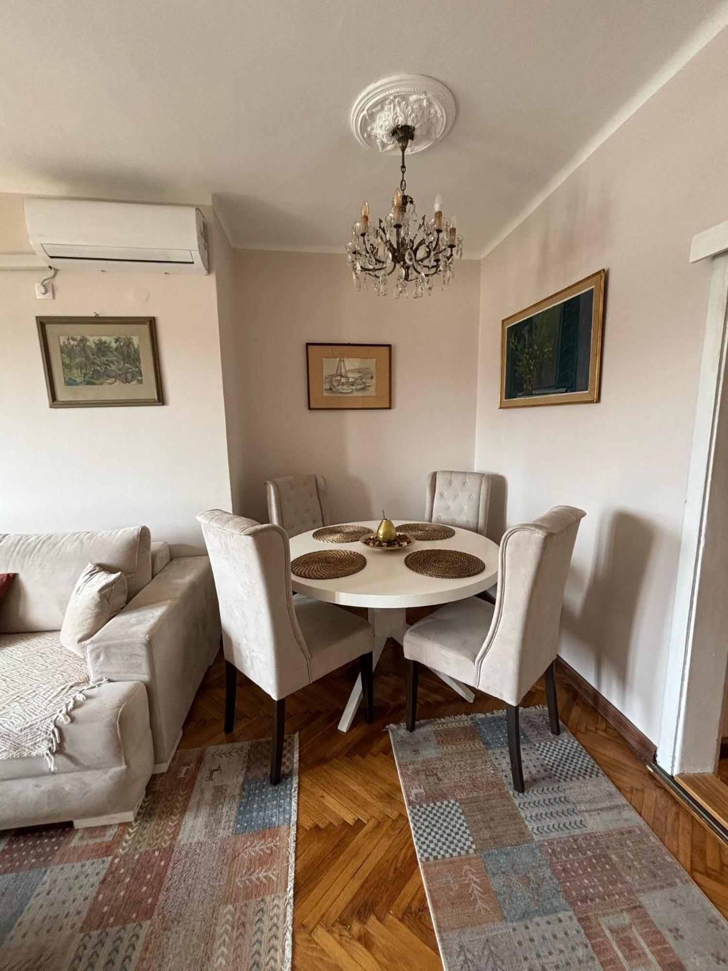 בלגרד Apartment Wellness מראה חיצוני תמונה